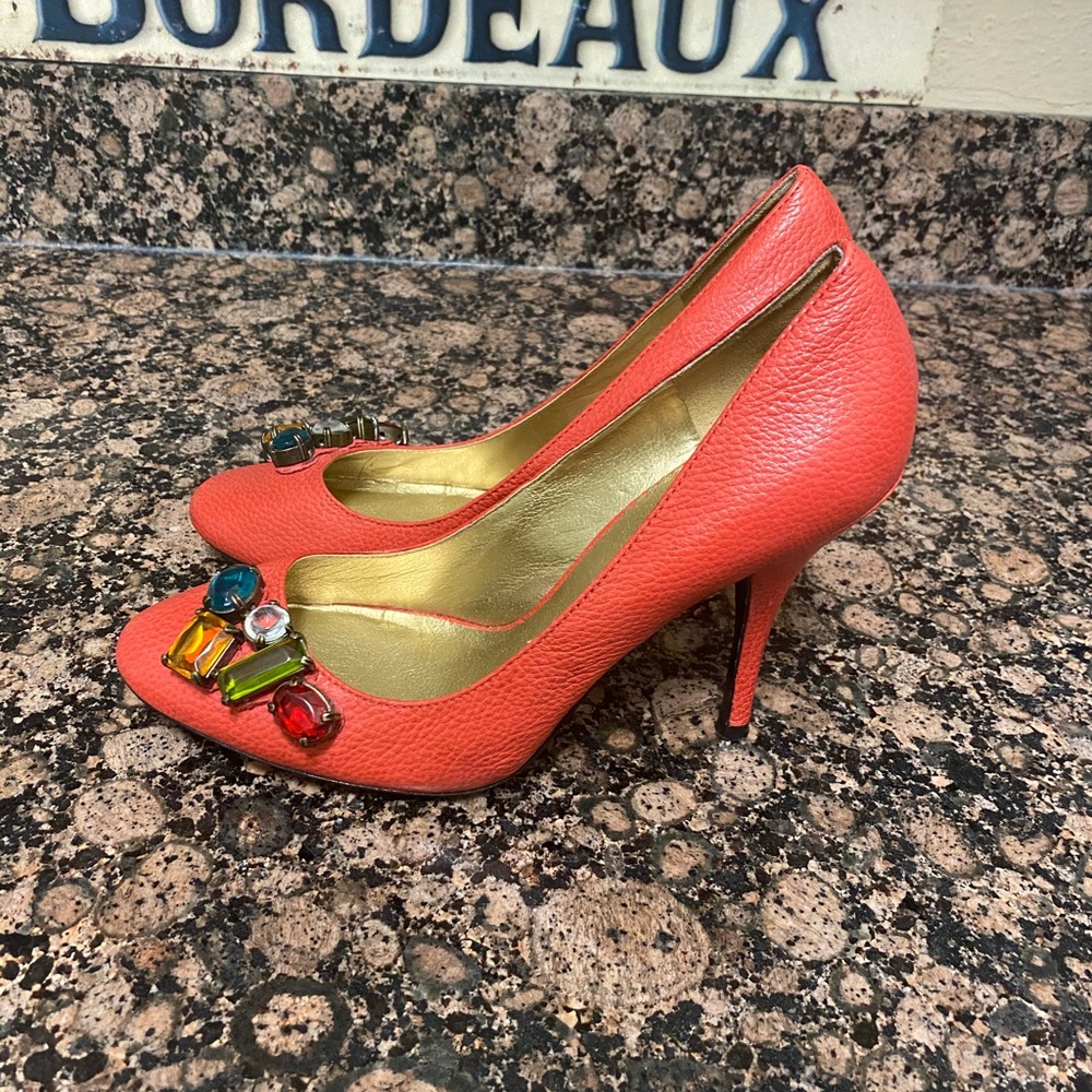 Report “Thorpe” Jeweled Round Toe Pumps SZ 8